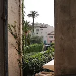 Le St Tropez Apartamento *