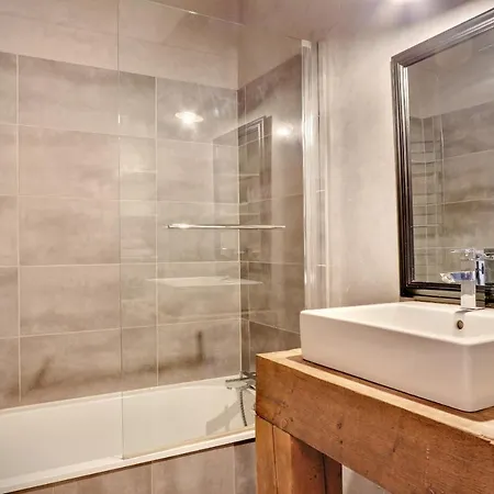 Le St Tropez Апартаменты *