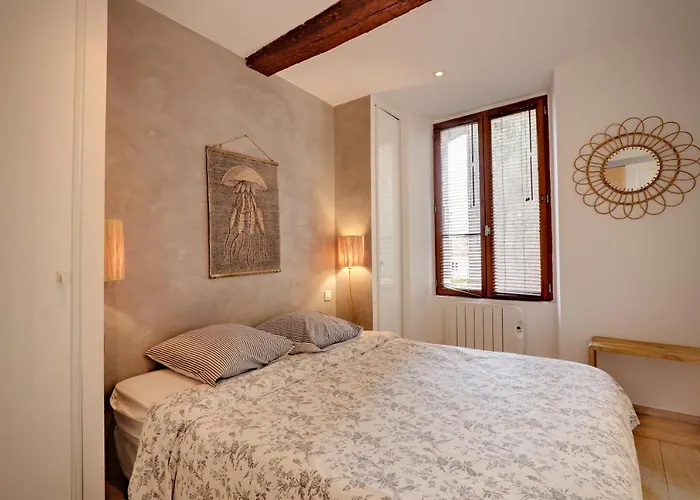 Le St Tropez Apartment *